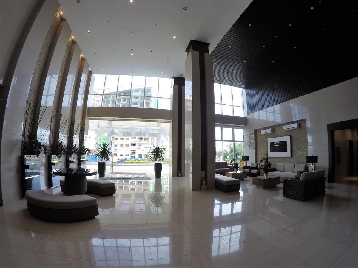 Wind Residence Condo - Tagaytay By Jaderooms Tagaytay City Exterior foto